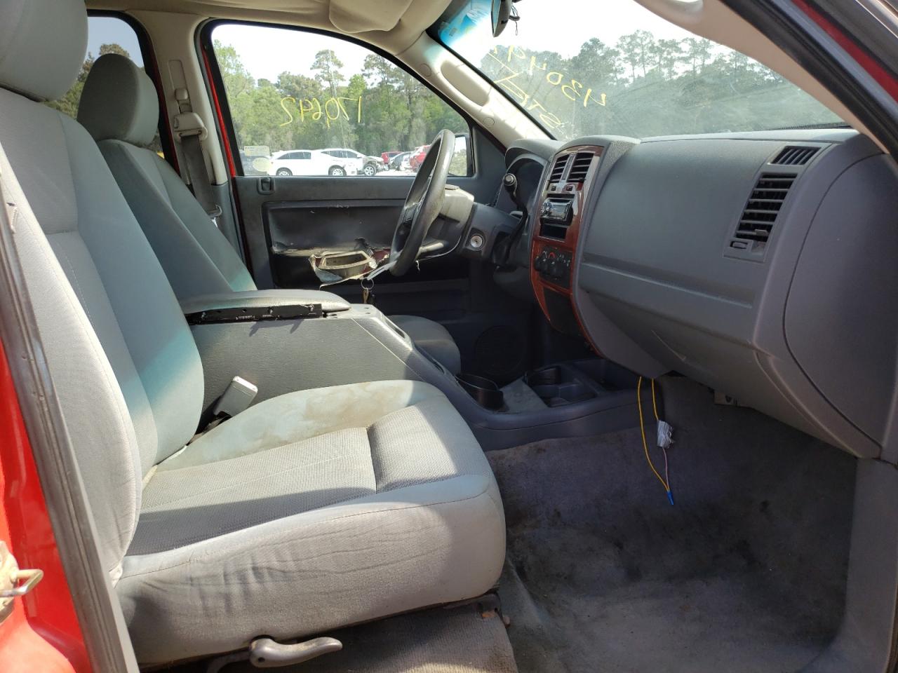 Photo 5 from auction – 2005 DODGE DAKOTA QUA with VIN 1D7HE48N75S156002