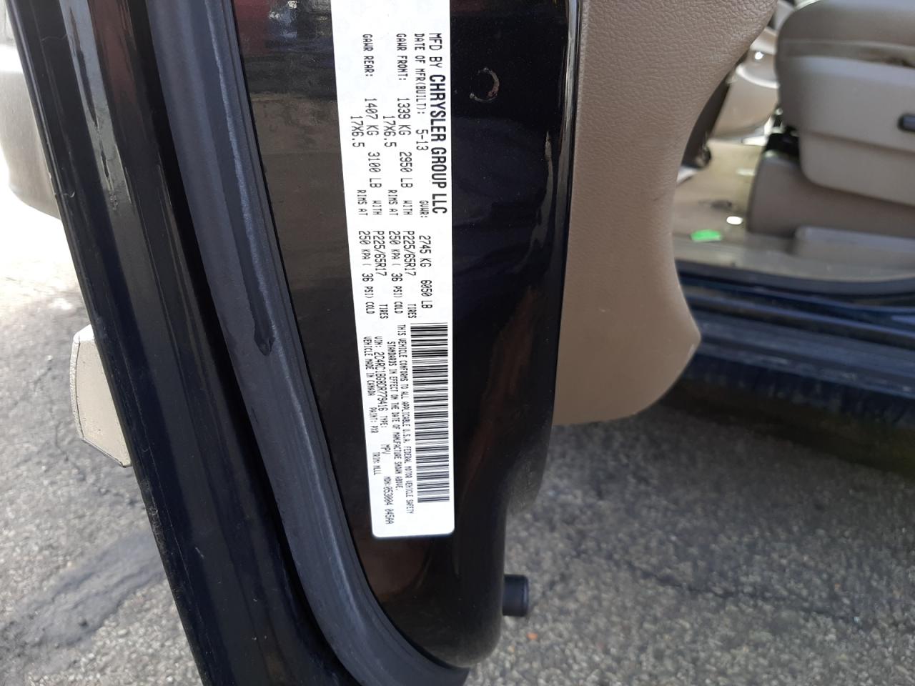 Photo 10 from auction – 2013 CHRYSLER TOWN & COU with VIN 2C4RC1BG8DR779416