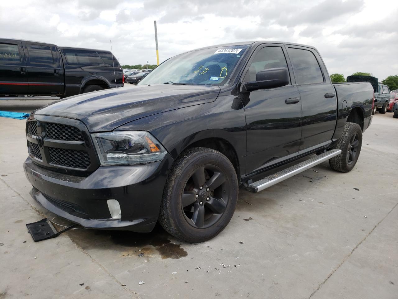 Photo 2 from auction – 2015 RAM 1500 ST with VIN 1C6RR6KT6FS605216