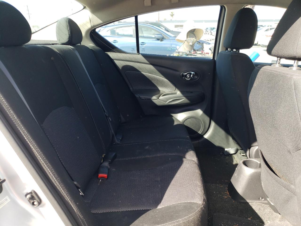 Photo 6 from auction – 2019 NISSAN VERSA S with VIN 3N1CN7AP3KL822710