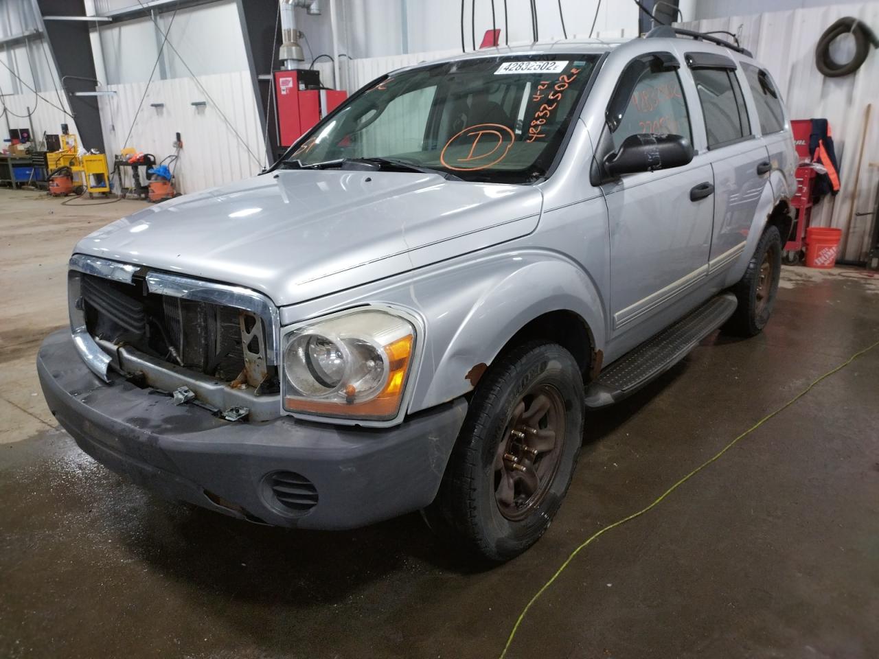 Photo 2 from auction – 2004 DODGE DURANGO ST with VIN 1D4HB38N94F235016