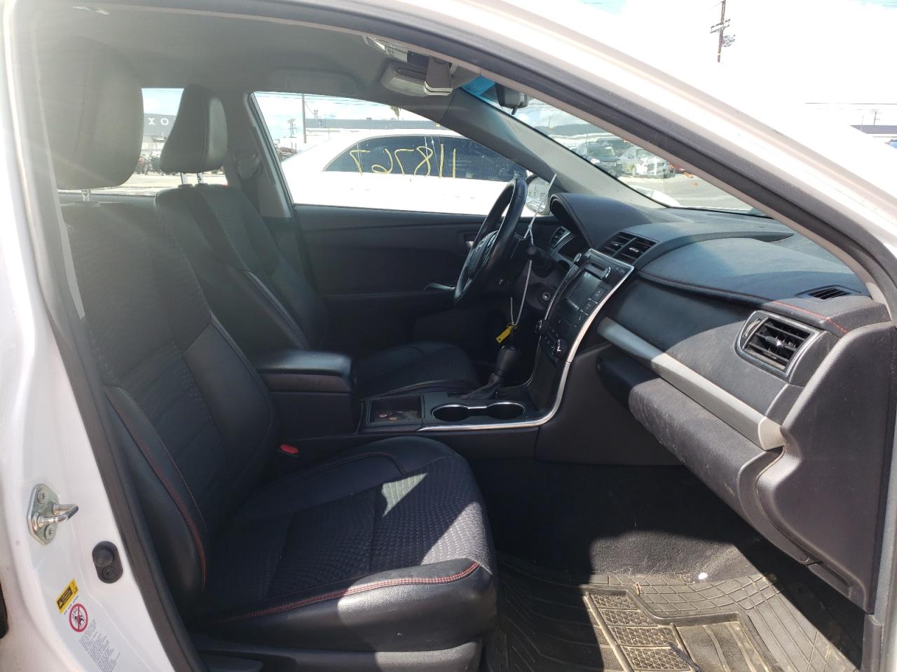 Photo 5 from auction – 2015 TOYOTA CAMRY LE with VIN 4T1BF1FK3FU920076