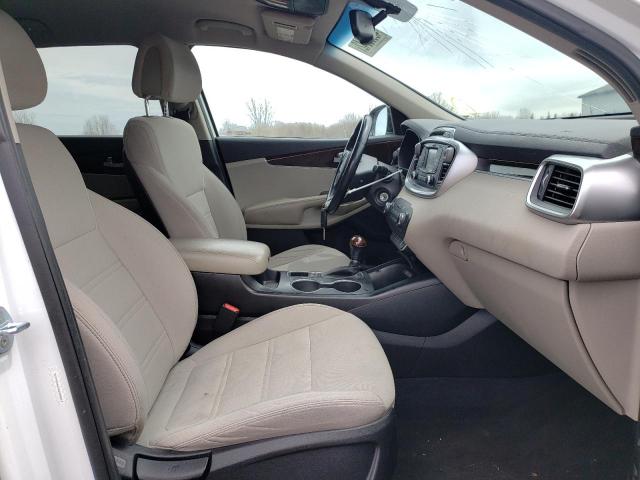 Photo 5 from auction – 2016 KIA SORENTO LX with VIN 5XYPGDA37GG084817