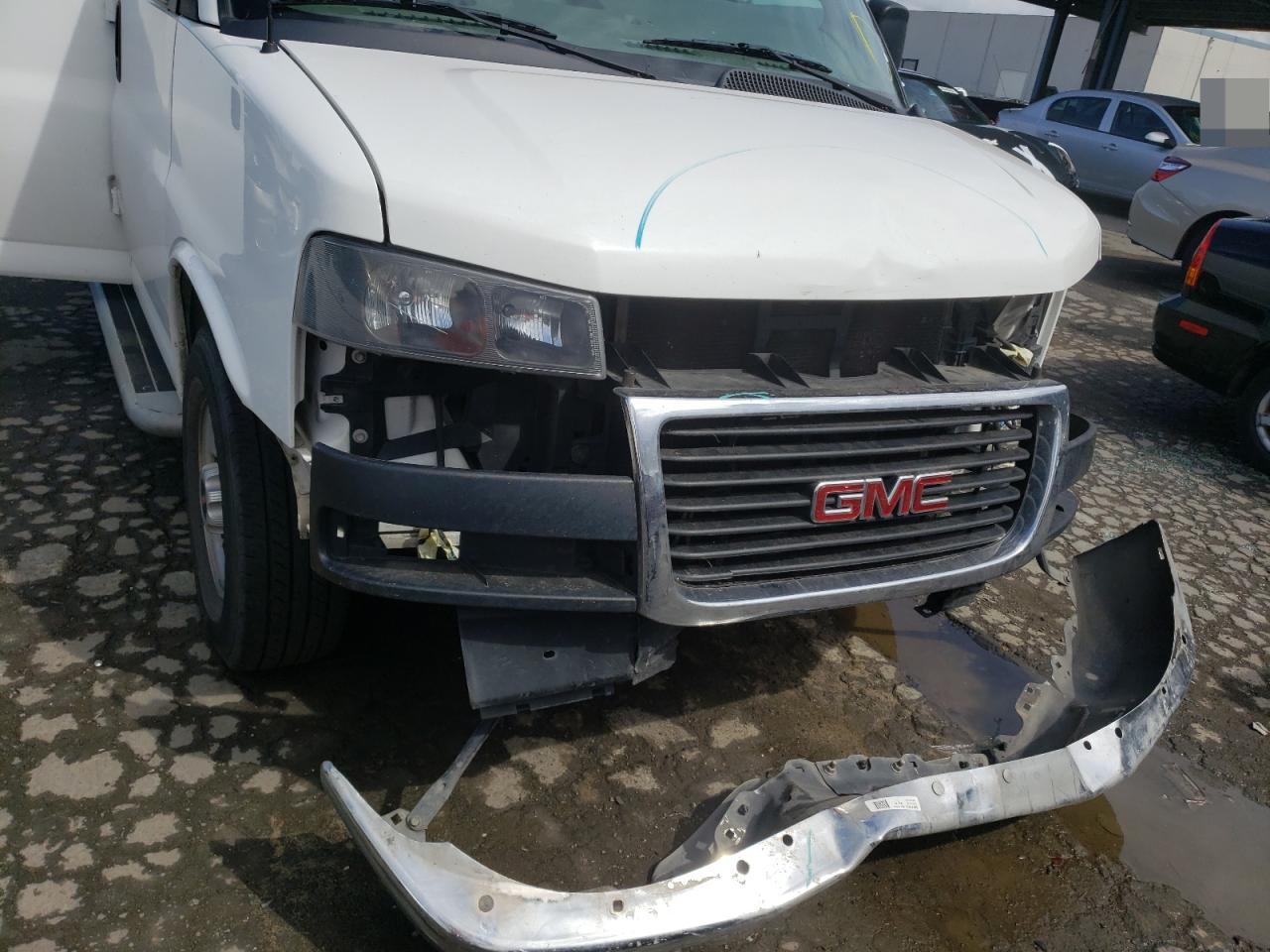 Photo 9 from auction – 2016 GMC SAVANA G25 with VIN 1GTW7AFF4G1178196