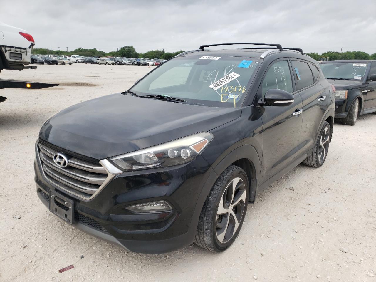 Photo 2 from auction – 2016 HYUNDAI TUCSON LIM with VIN KM8J33A21GU266591