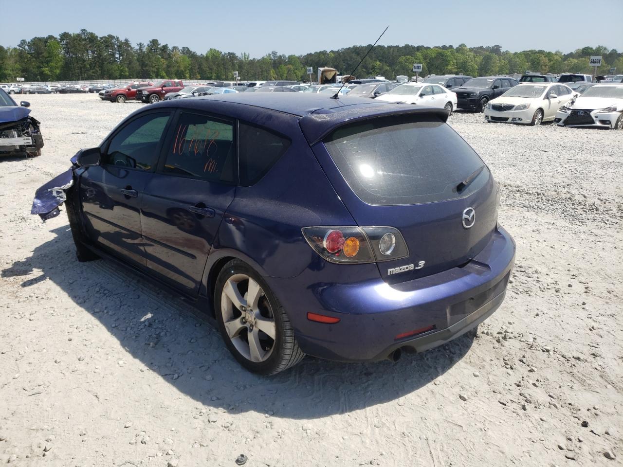 Photo 3 from auction – 2004 MAZDA 3 HATCHBAC with VIN JM1BK143941104225