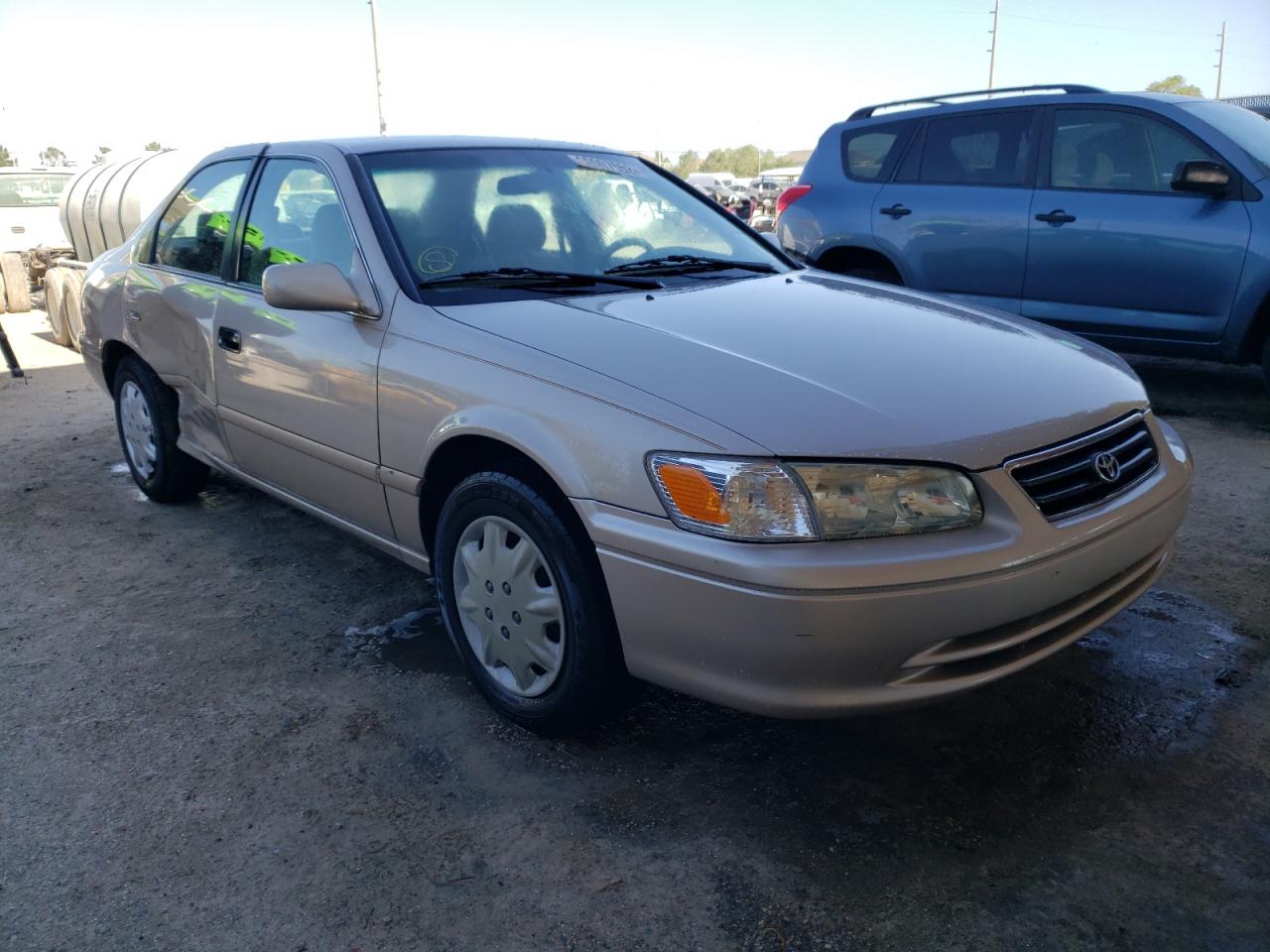TOYOTA CAMRY CE 2001 with VIN 4T1BG22K01U079125 - Photo from auction