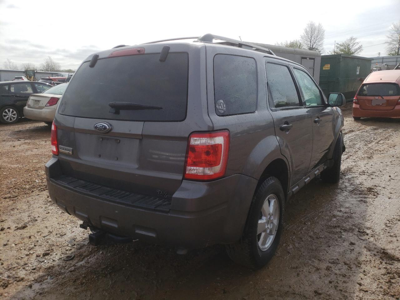 Photo 4 from auction – 2009 FORD ESCAPE XLT with VIN 1FMCU03G19KC58440