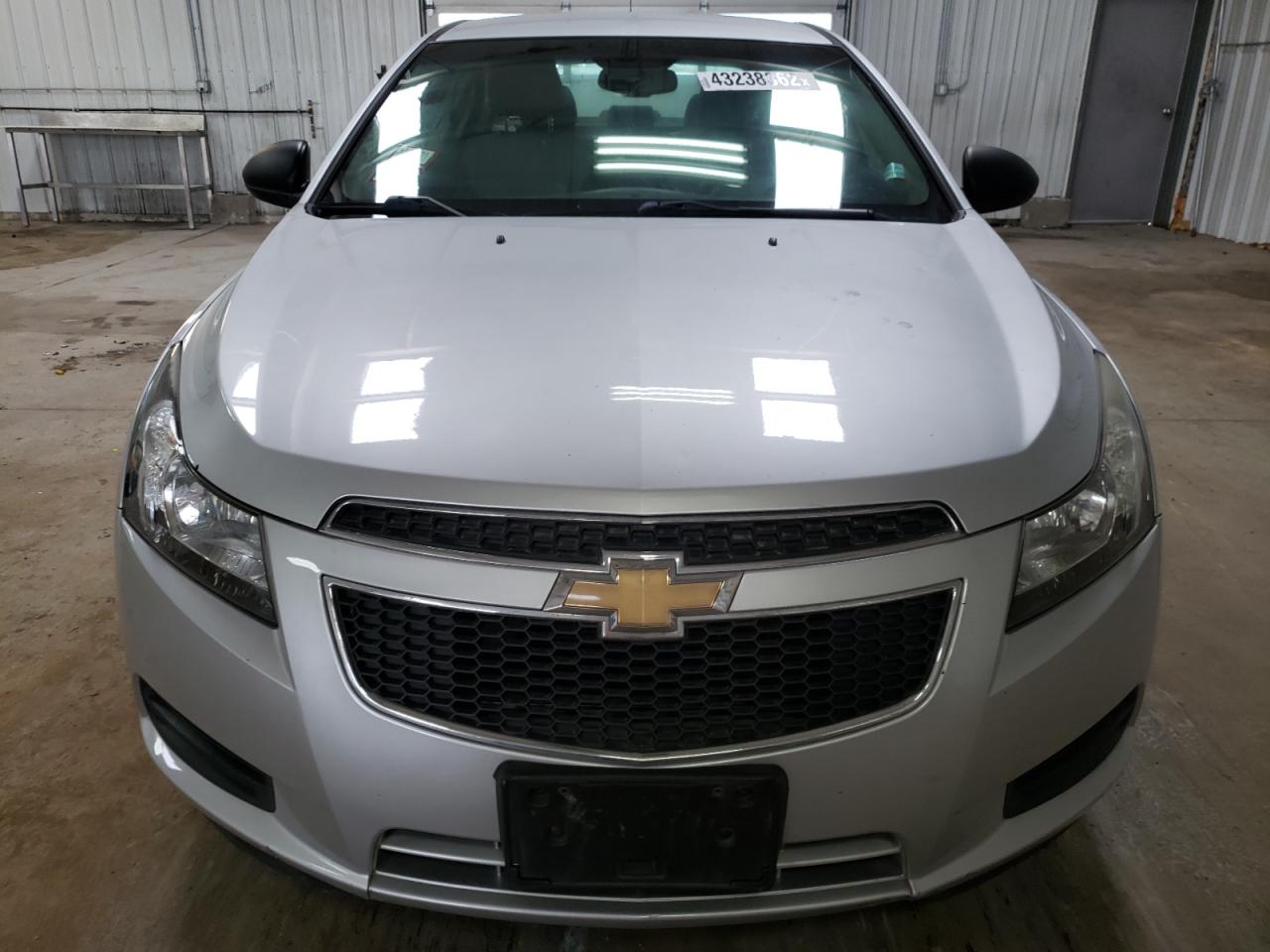 Photo 9 from auction – 2011 CHEVROLET CRUZE LS with VIN 1G1PD5SH8B7300648