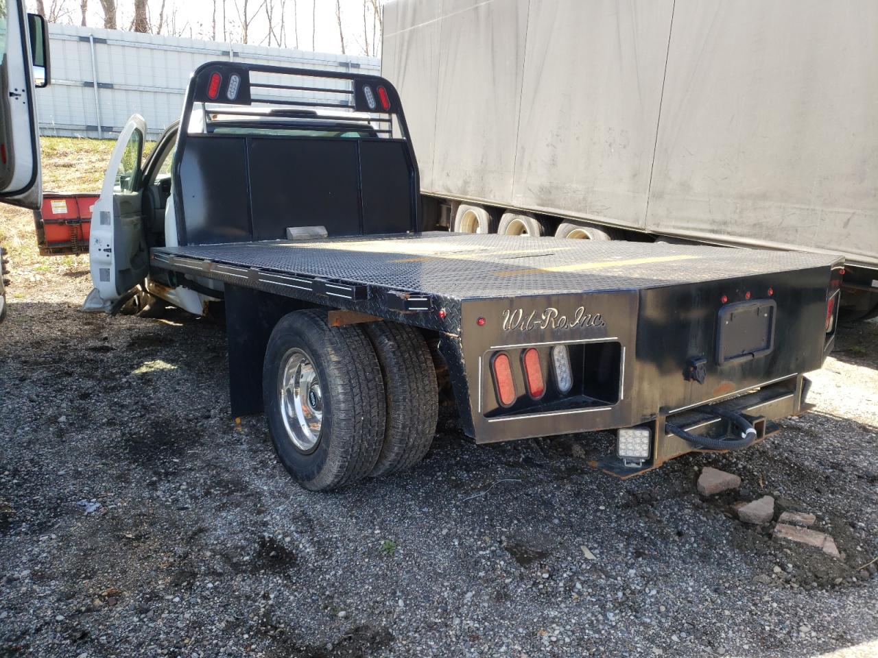 Photo 3 from auction – 2012 GMC SIERRA K35 with VIN 1GD322CL8CF116715
