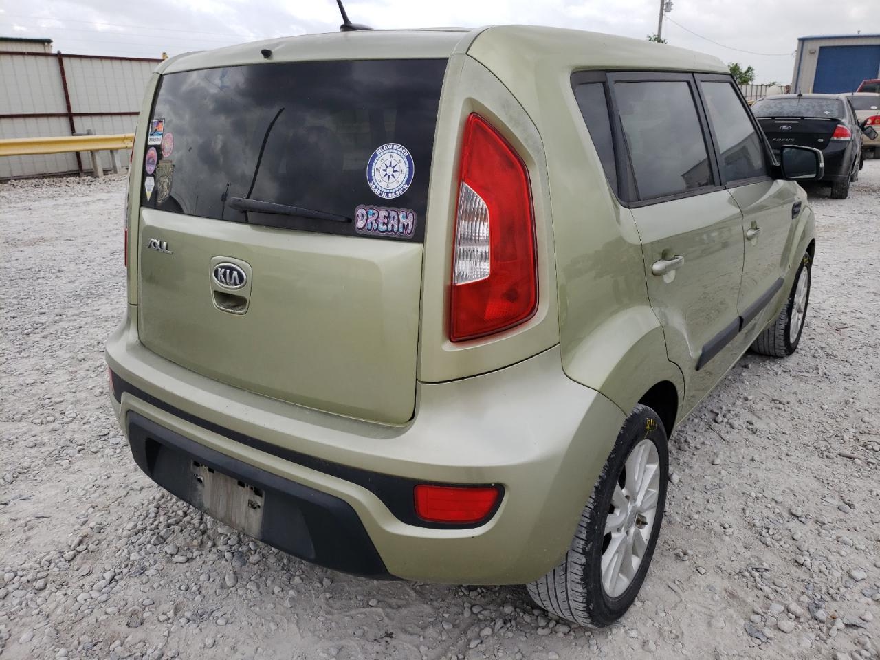 Снимка 4 от търг – 2012 KIA SOUL + с VIN KNDJT2A68C7469889
