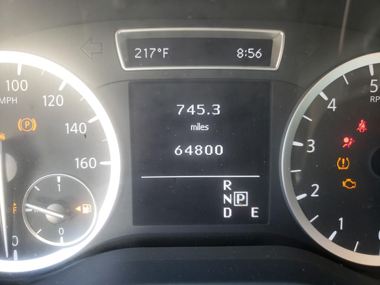 Photo 8 from auction – 2017 INFINITI QX30 BASE with VIN SJKCH5CR2HA021965