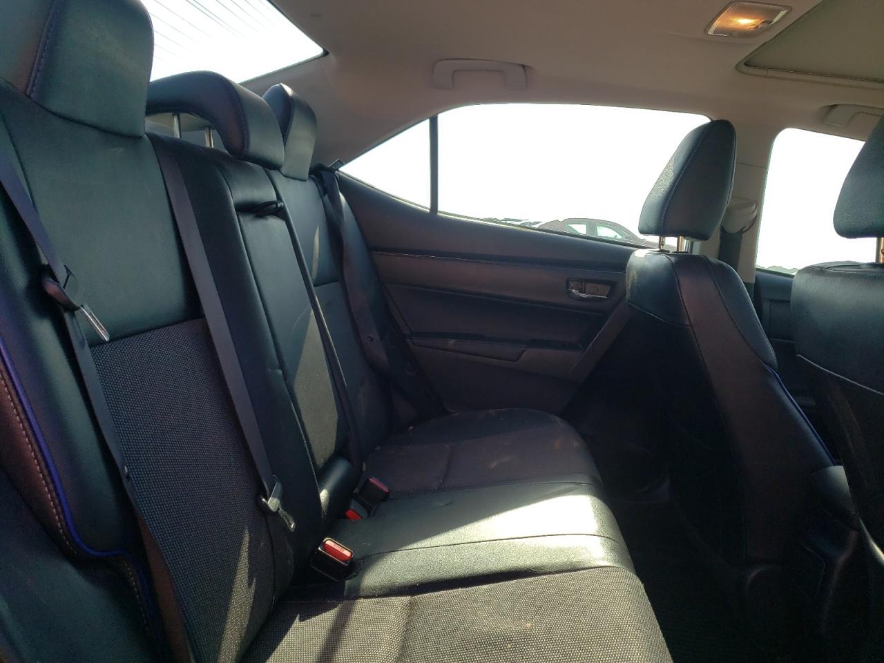 Photo 6 from auction – 2017 TOYOTA COROLLA L with VIN 2T1BURHE2HC918139