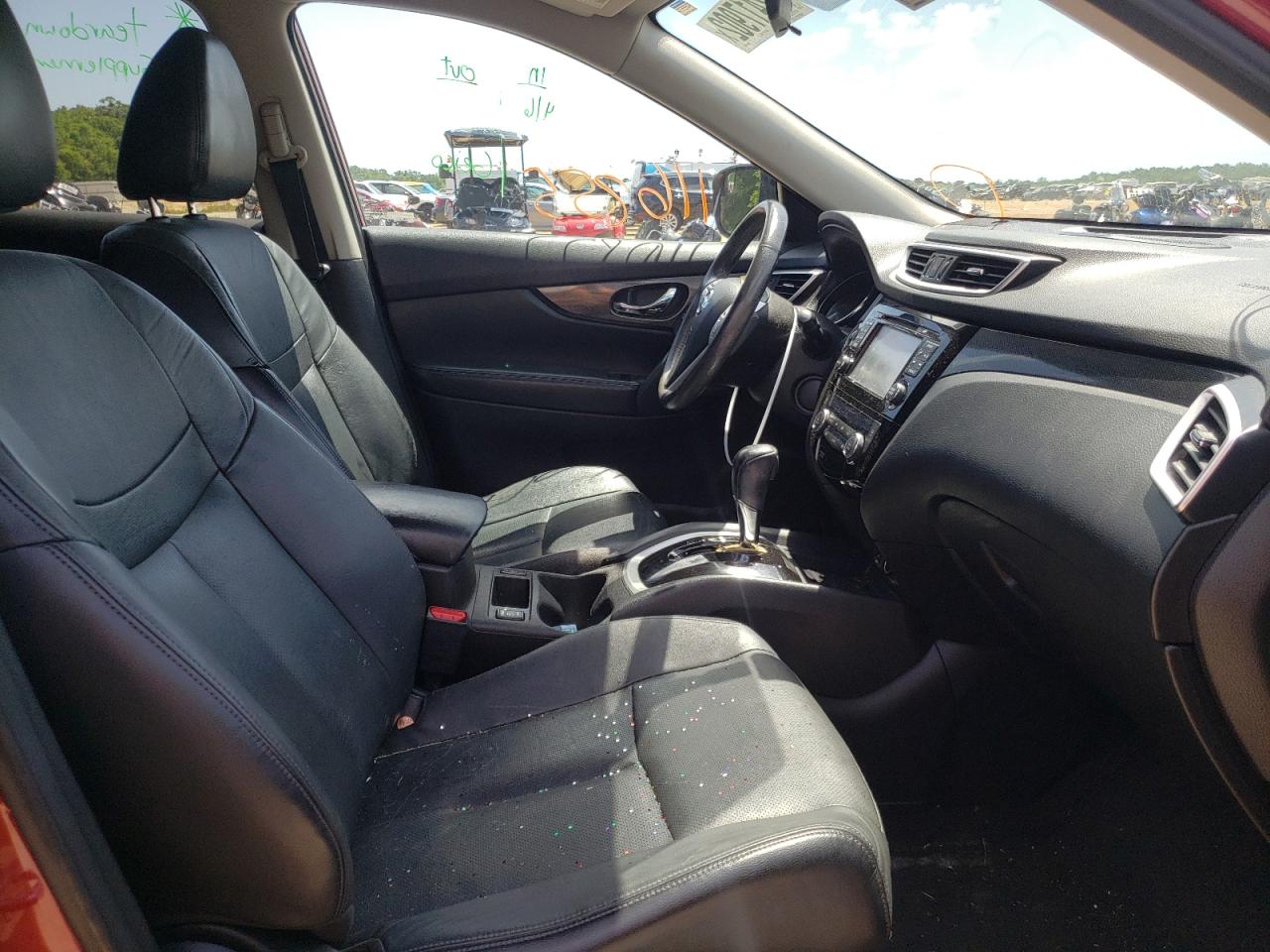 Photo 5 from auction – 2014 NISSAN ROGUE S with VIN 5N1AT2MT2EC768978