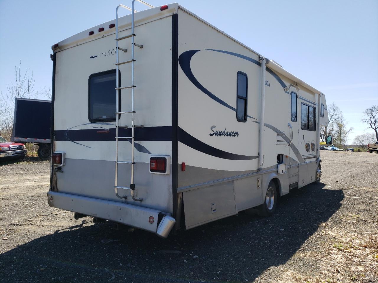 Photo 4 from auction – 2002 FORD ECONOLINE with VIN 1FDXE45SX2HA11315