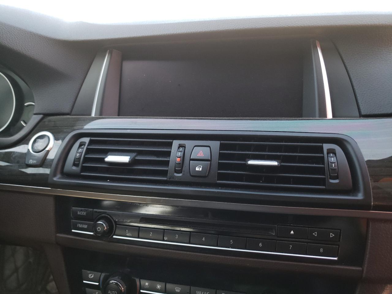 Photo 9 from auction – 2016 BMW 535 XI with VIN WBA5B3C53GD549104