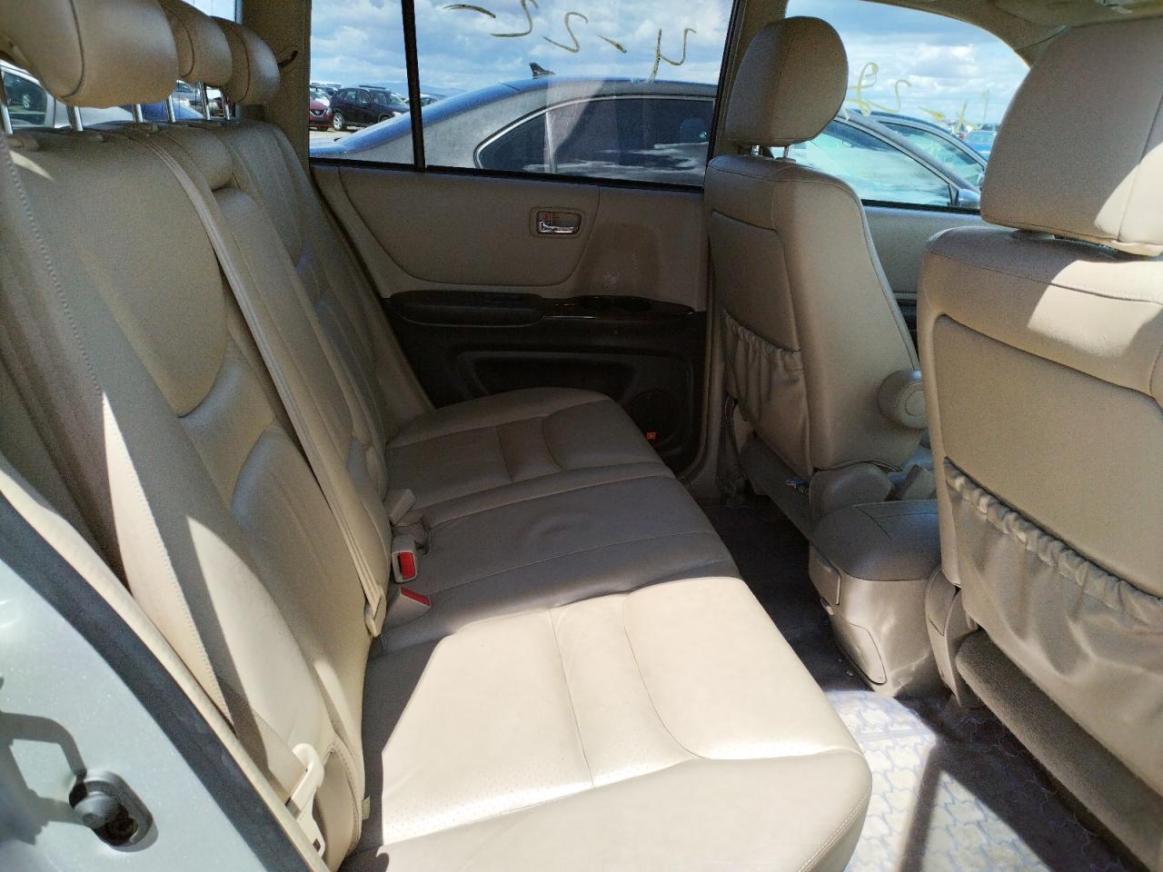 Photo 6 from auction – 2003 TOYOTA HIGHLANDER with VIN JTEGF21A430120111