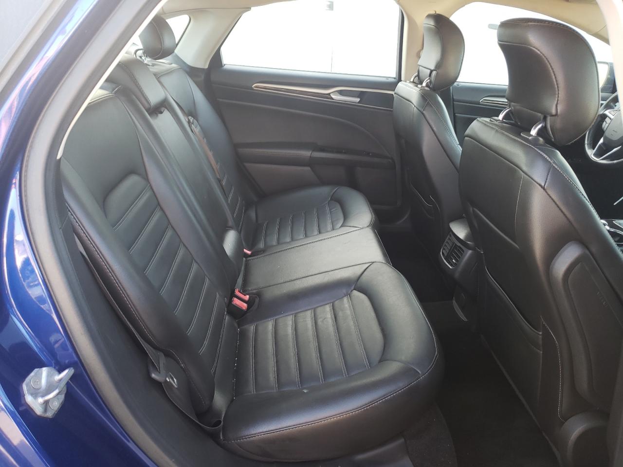 Photo 6 from auction – 2014 FORD FUSION SE with VIN 3FA6P0HD4ER232725