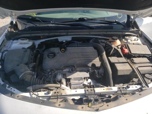 Photo 7 from auction – 2018 CHEVROLET MALIBU LT with VIN 1G1ZD5ST0JF237319