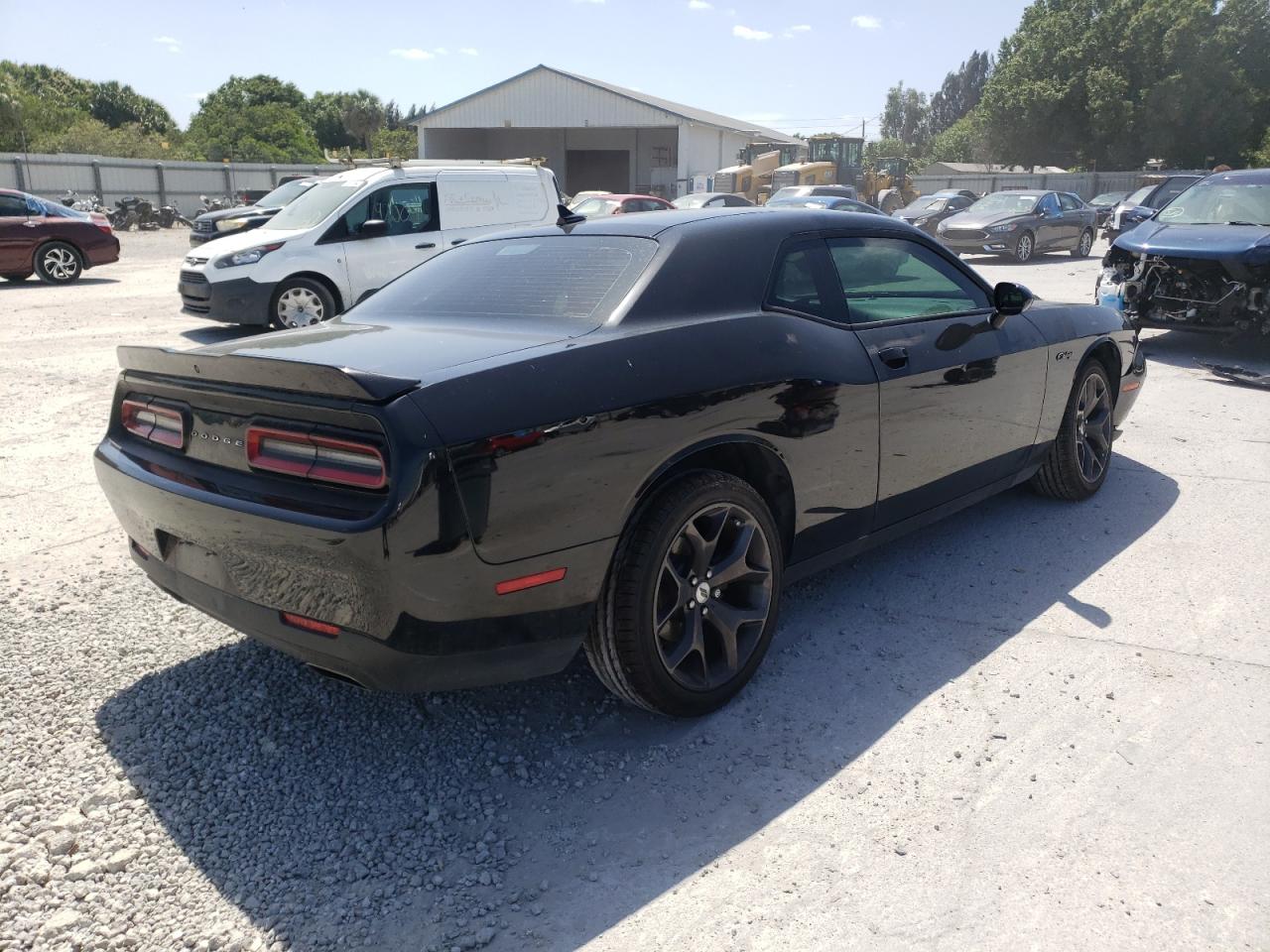 Photo 4 from auction – 2018 DODGE CHALLENGER with VIN 2C3CDZAGXJH297233