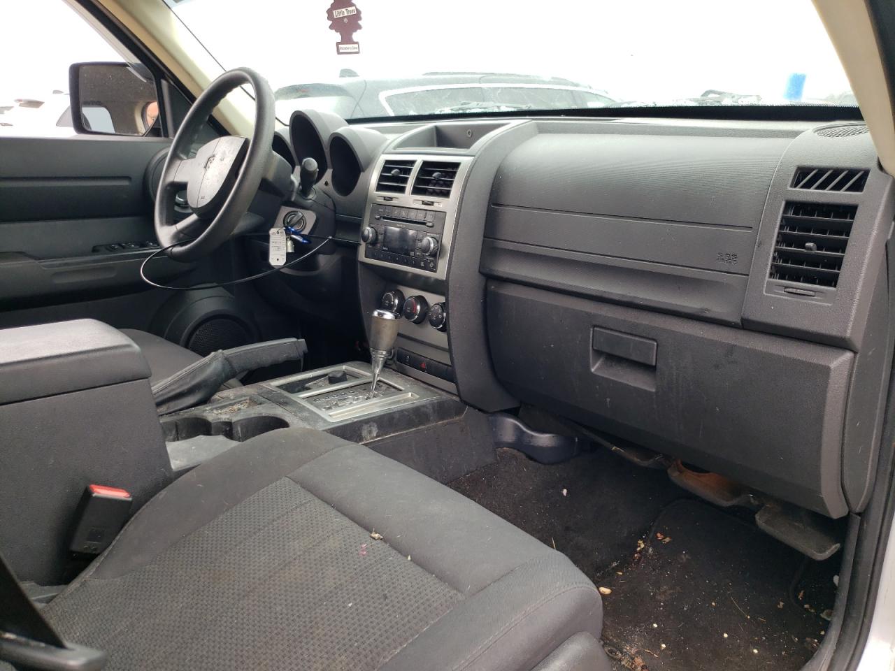 Photo 5 from auction – 2011 DODGE NITRO SE with VIN 1D4PU2GKXBW535748