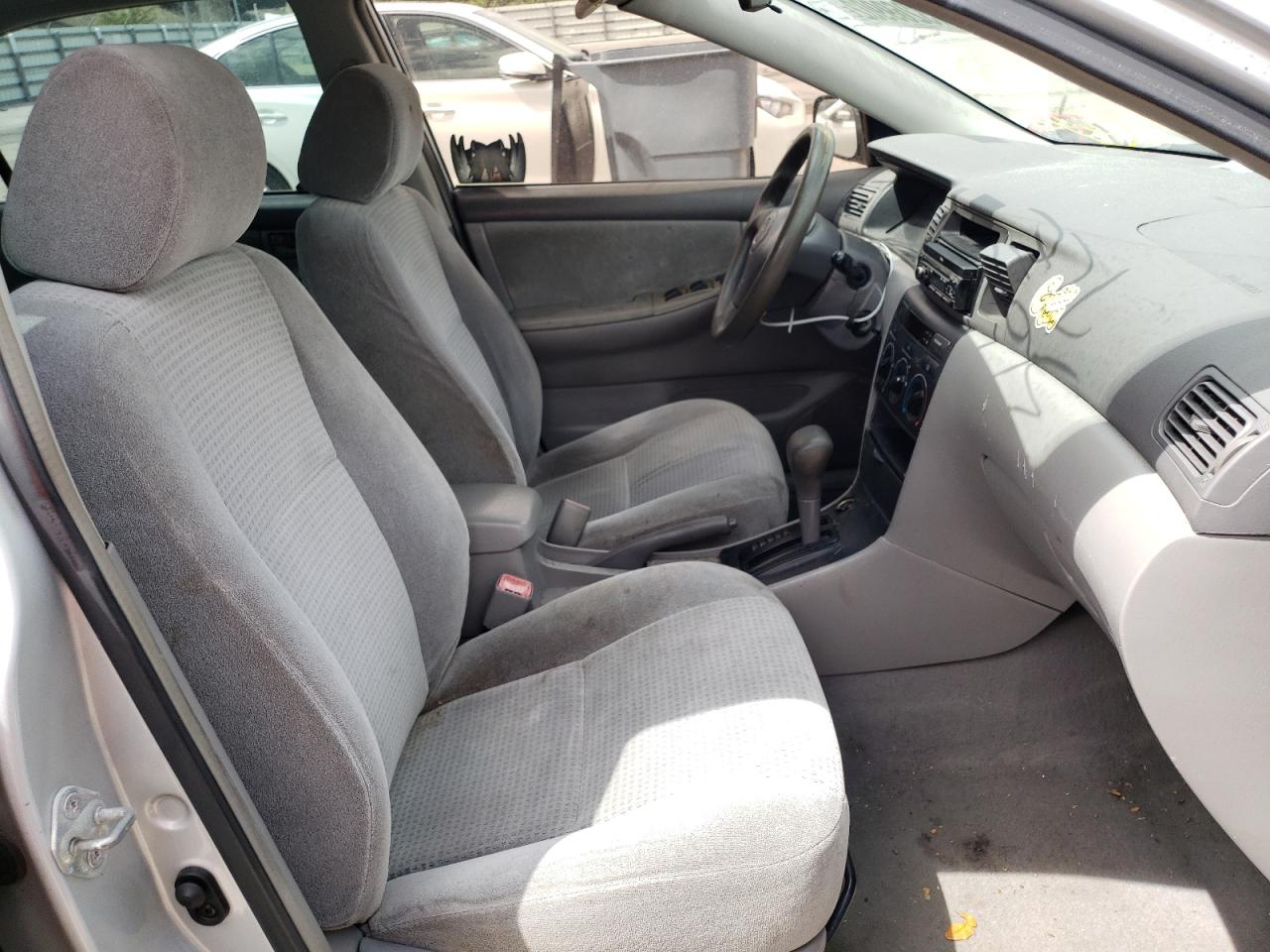 Photo 5 from auction – 2005 TOYOTA COROLLA CE with VIN 1NXBR32E65Z497706