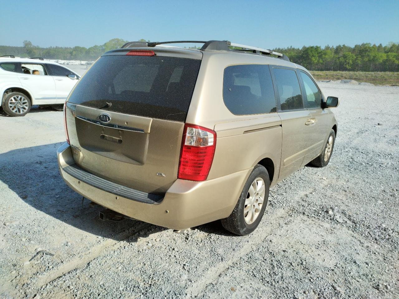 Photo 4 from auction – 2007 KIA SEDONA EX with VIN KNDMB233476118976