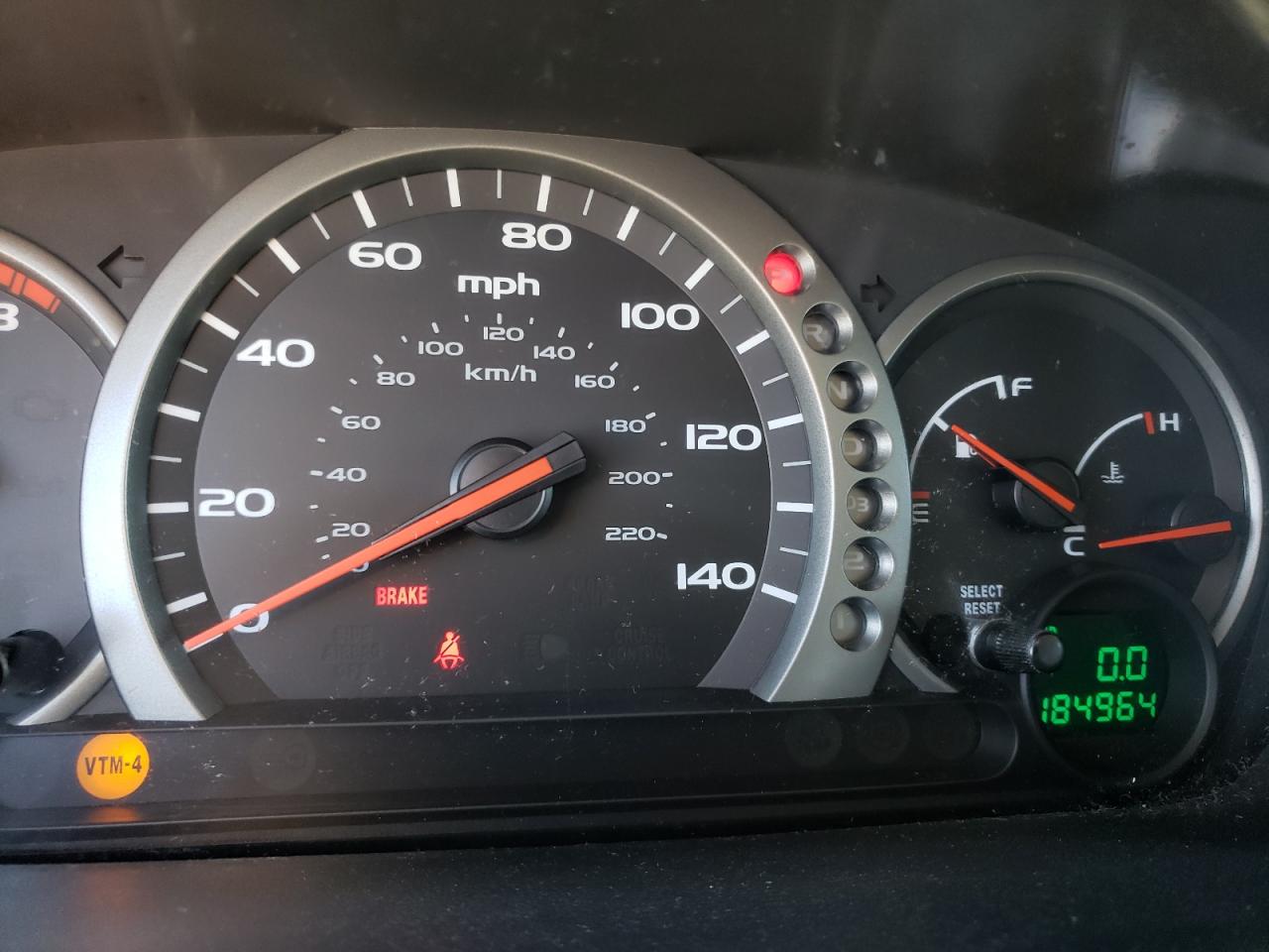 Photo 8 from auction – 2004 HONDA PILOT EXL with VIN 2HKYF18574H512502