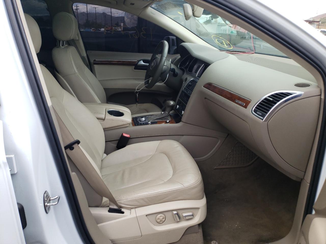 Photo 5 from auction – 2013 AUDI Q7 PREMIUM with VIN WA1LGAFE1DD008912