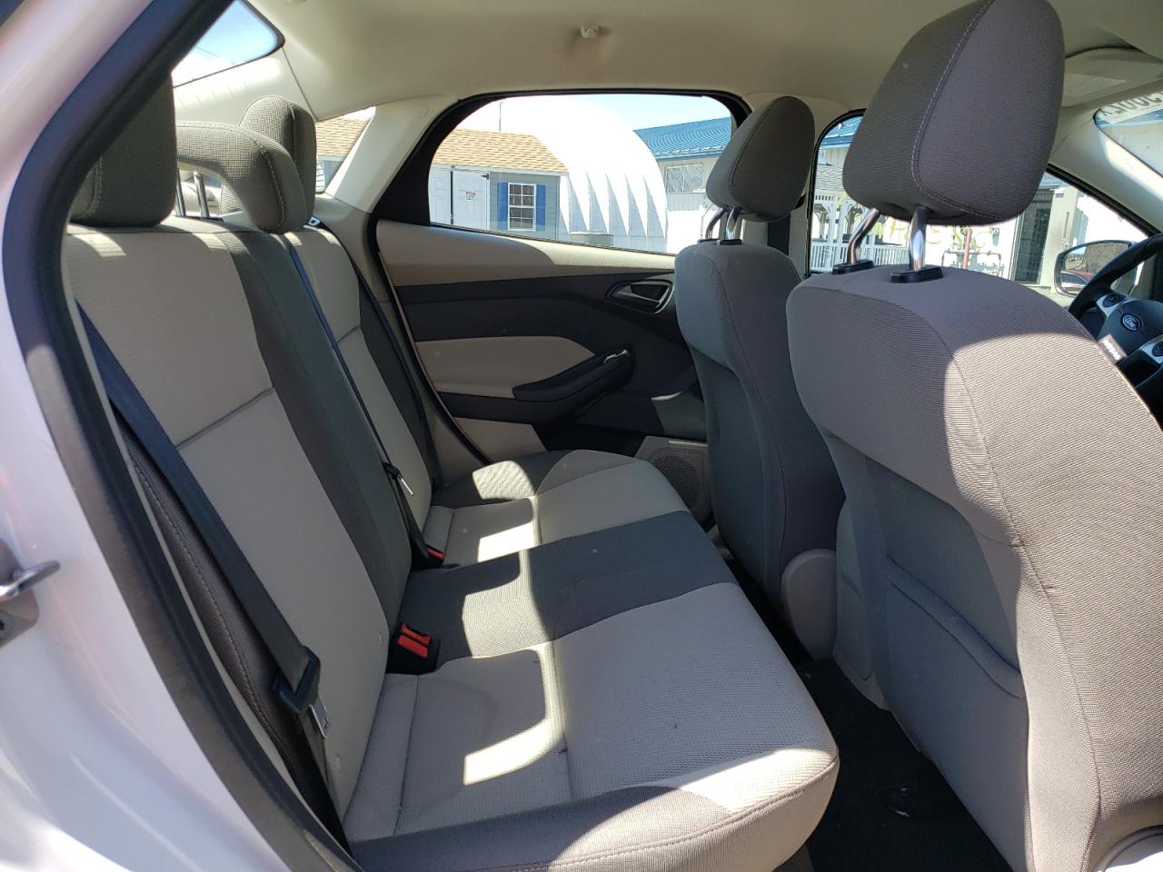 Photo 6 from auction – 2012 FORD FOCUS SE with VIN 1FAHP3F29CL149119