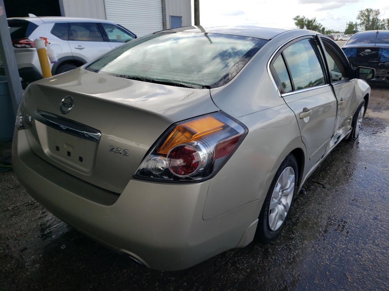 Photo 4 from auction – 2010 NISSAN ALTIMA BAS with VIN 1N4AL2AP4AC138262