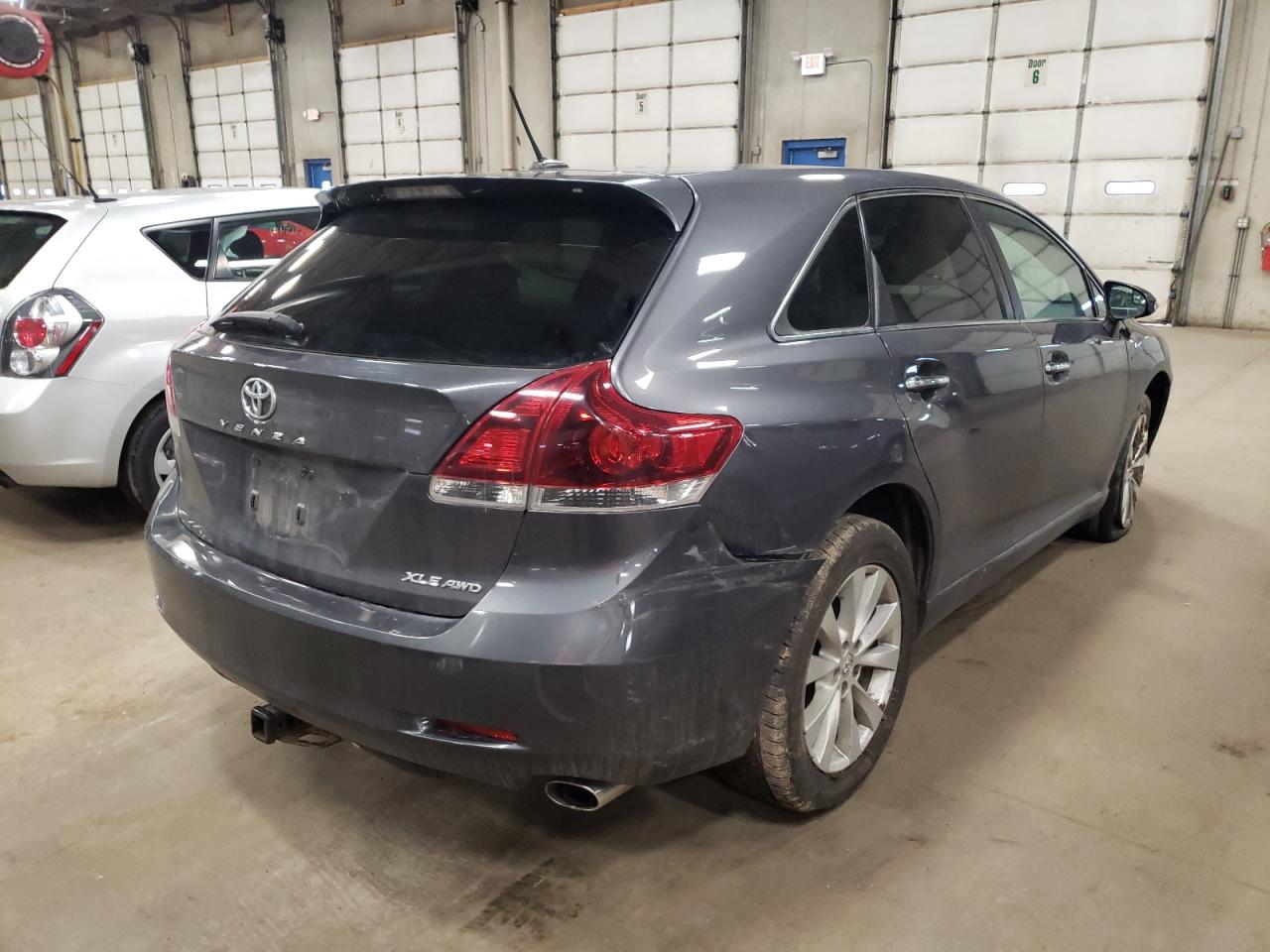 Photo 4 from auction – 2014 TOYOTA VENZA XLE with VIN 4T3BA3BB6EU052760