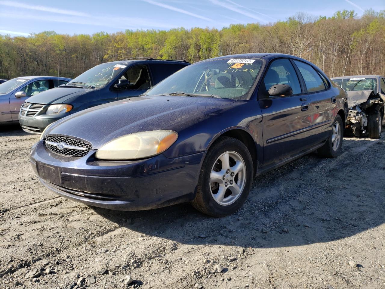 Photo 2 from auction – 2002 FORD TAURUS SE with VIN 1FAFP53U72G147398