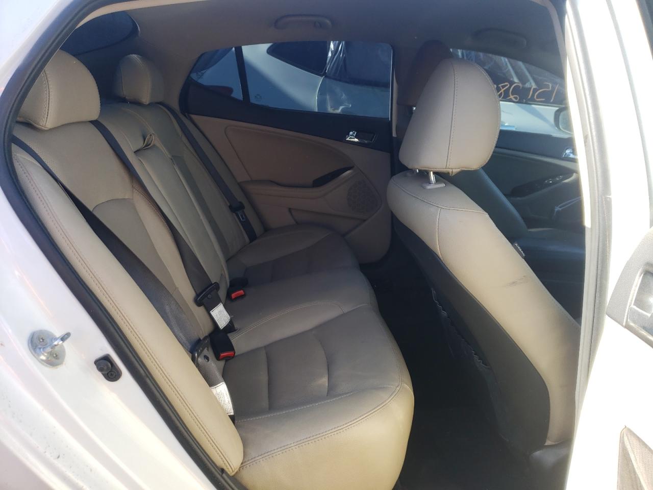 Photo 6 from auction – 2012 KIA OPTIMA EX with VIN 5XXGN4A63CG021938