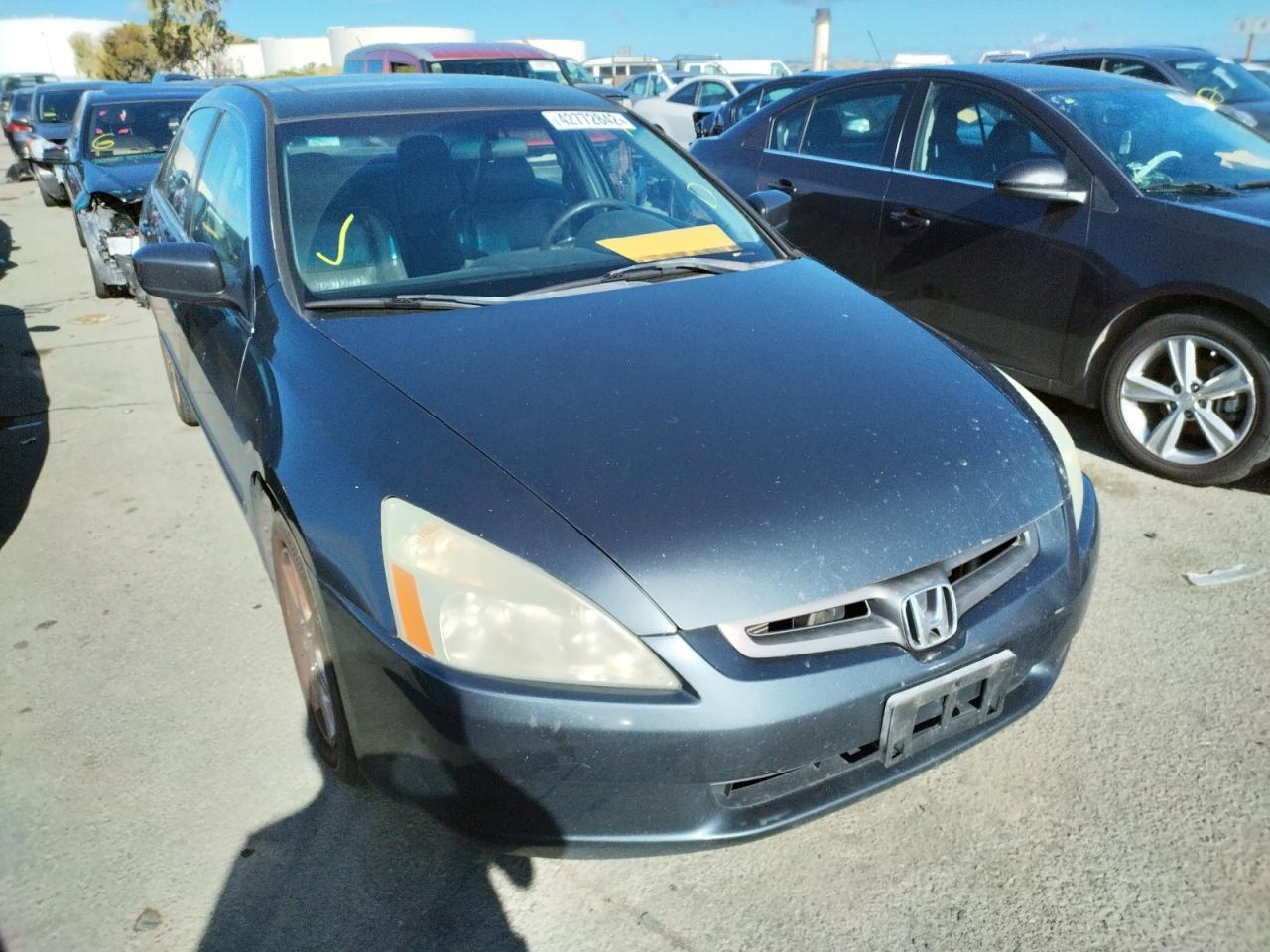 HONDA ACCORD EX 2003 with VIN 1HGCM66843A092988 - Photo from auction