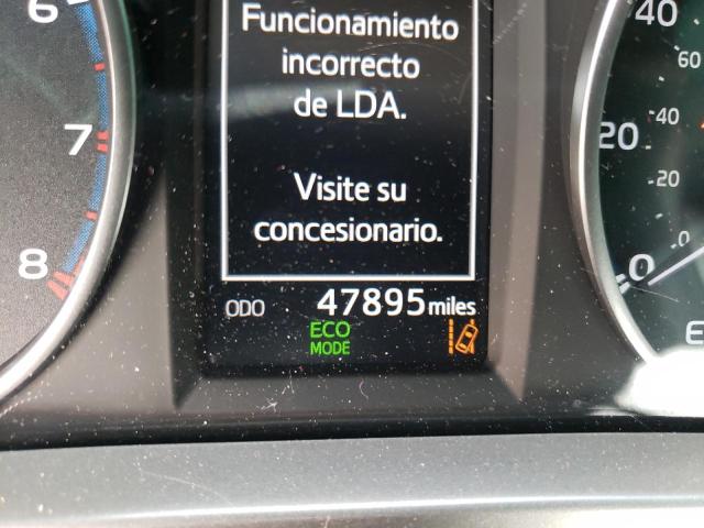 Photo 8 from auction – 2018 TOYOTA RAV4 LE with VIN JTMBFREV9JJ205201