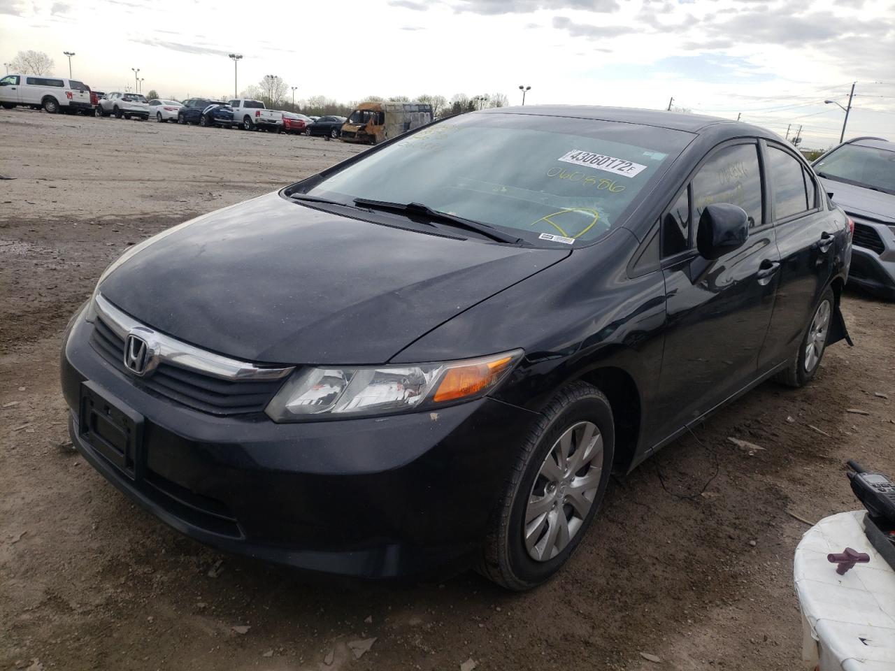 Photo 2 from auction – 2012 HONDA CIVIC LX with VIN 19XFB2F55CE060886