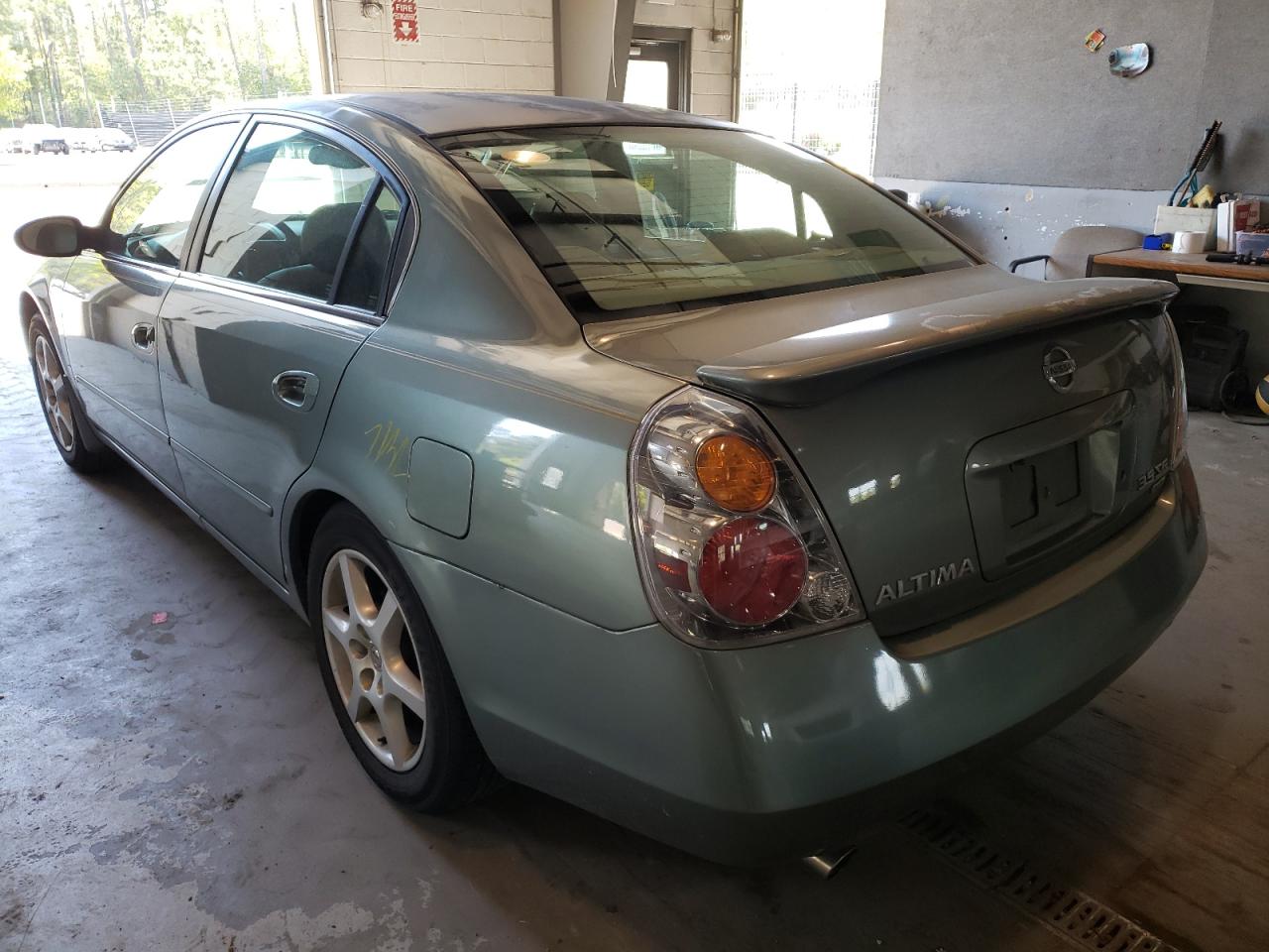 Photo 3 from auction – 2004 NISSAN ALTIMA SE with VIN 1N4BL11E84C120803