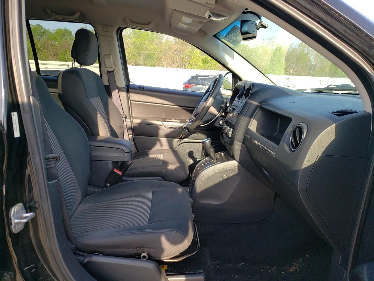 Photo 5 from auction – 2012 JEEP COMPASS SP with VIN 1C4NJCBA3CD662484