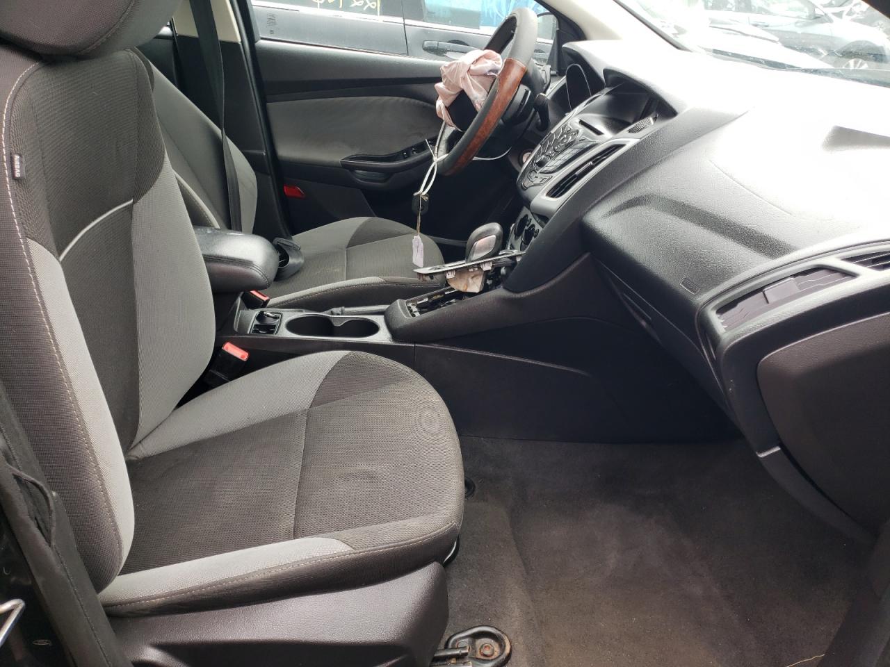 Photo 5 from auction – 2013 FORD FOCUS SE with VIN 1FADP3F21DL231880