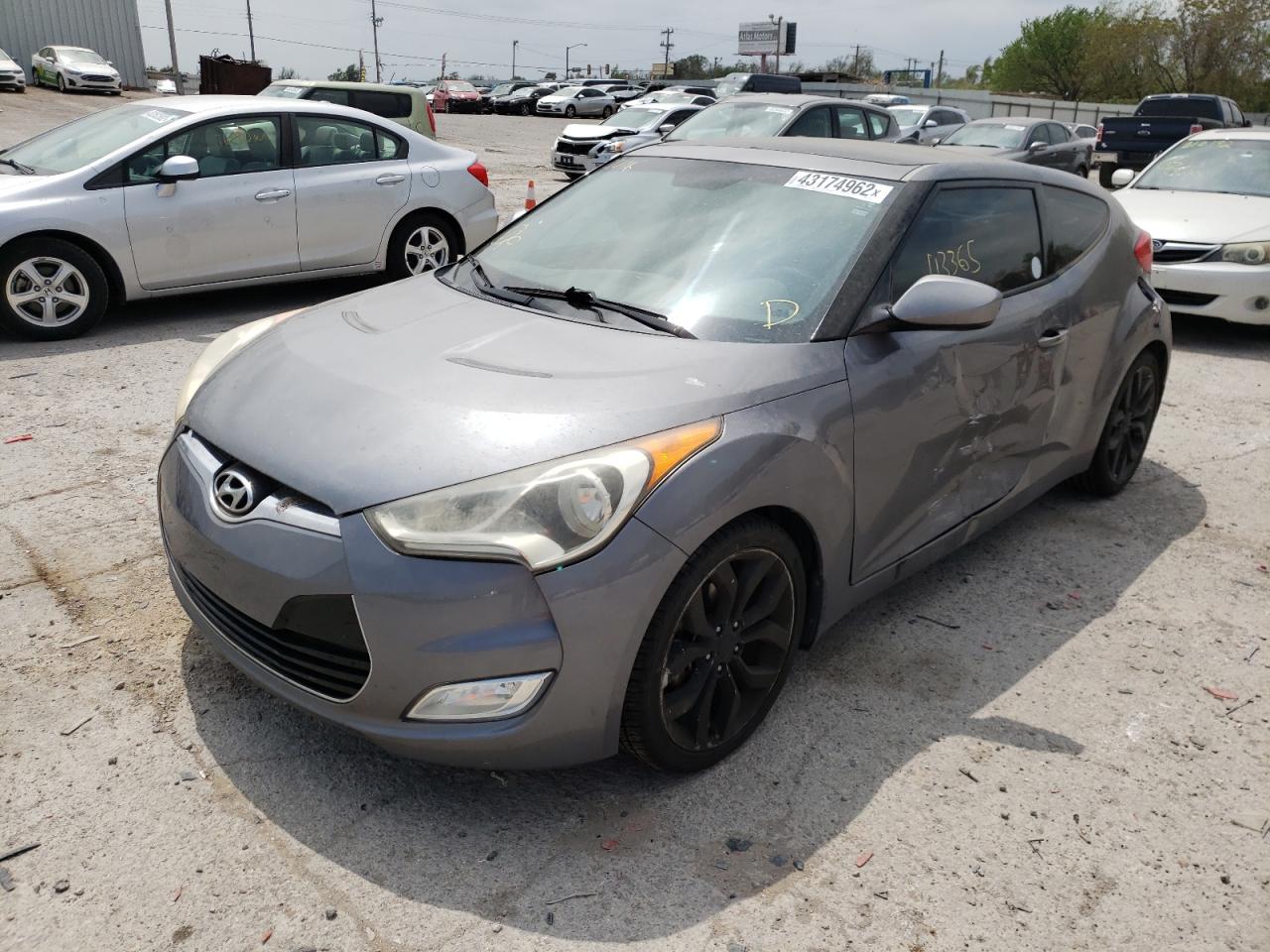 Photo 2 from auction – 2013 HYUNDAI VELOSTER with VIN KMHTC6AD8DU124116