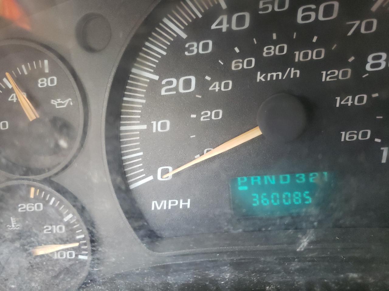Photo 8 from auction – 2003 CHEVROLET EXPRESS G2 with VIN 1GCFG25X631104529