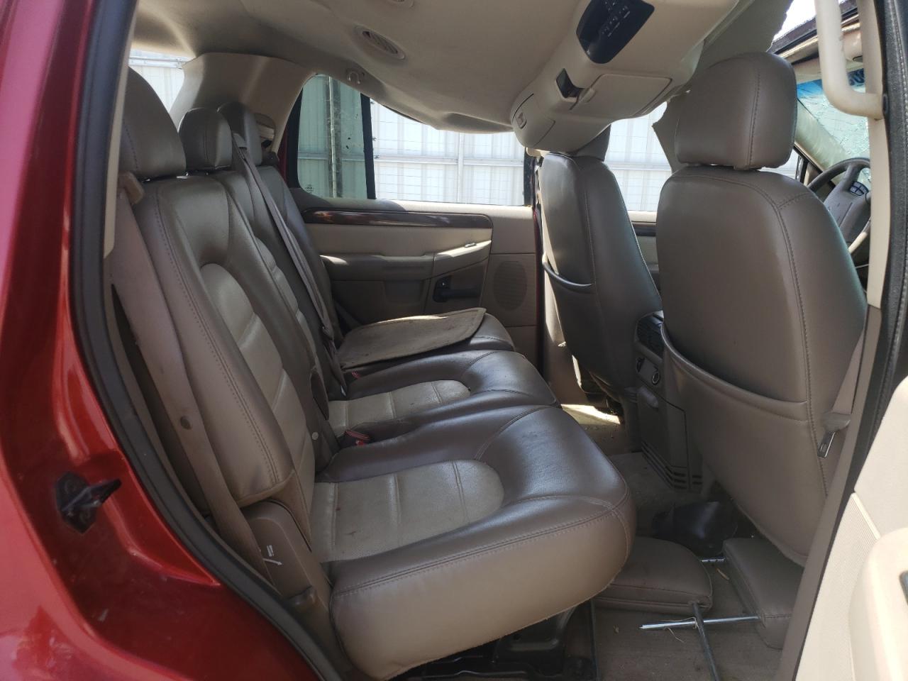 Photo 6 from auction – 2004 FORD EXPLORER E with VIN 1FMZU74W64ZA27073