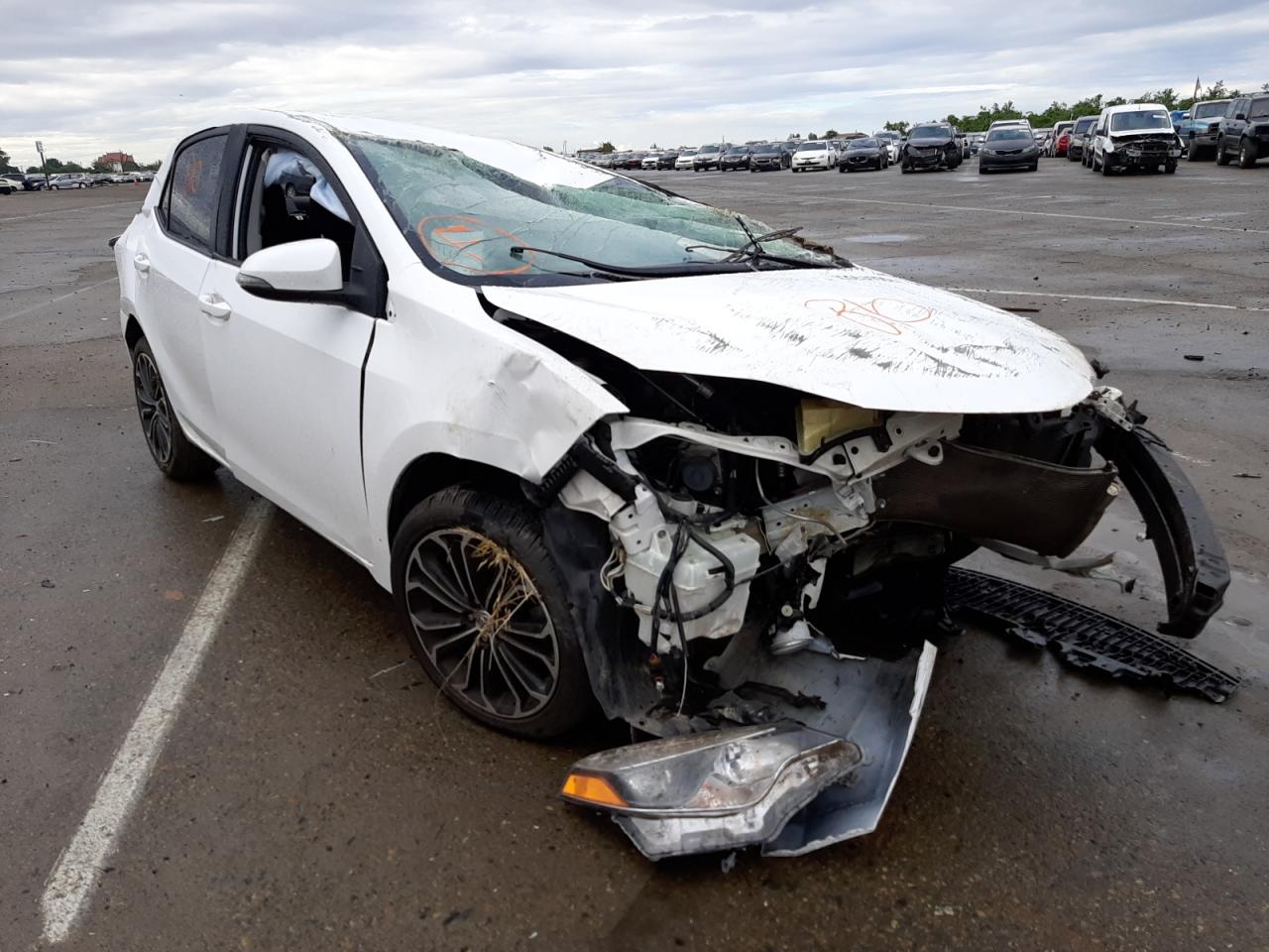 TOYOTA COROLLA L 2014 with VIN 2T1BURHE1EC046676 - Photo from auction