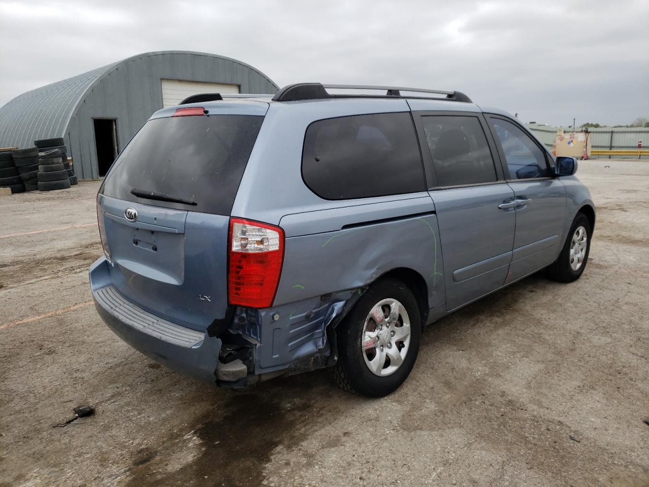 Photo 9 from auction – 2008 KIA SEDONA EX with VIN KNDMB233186230703