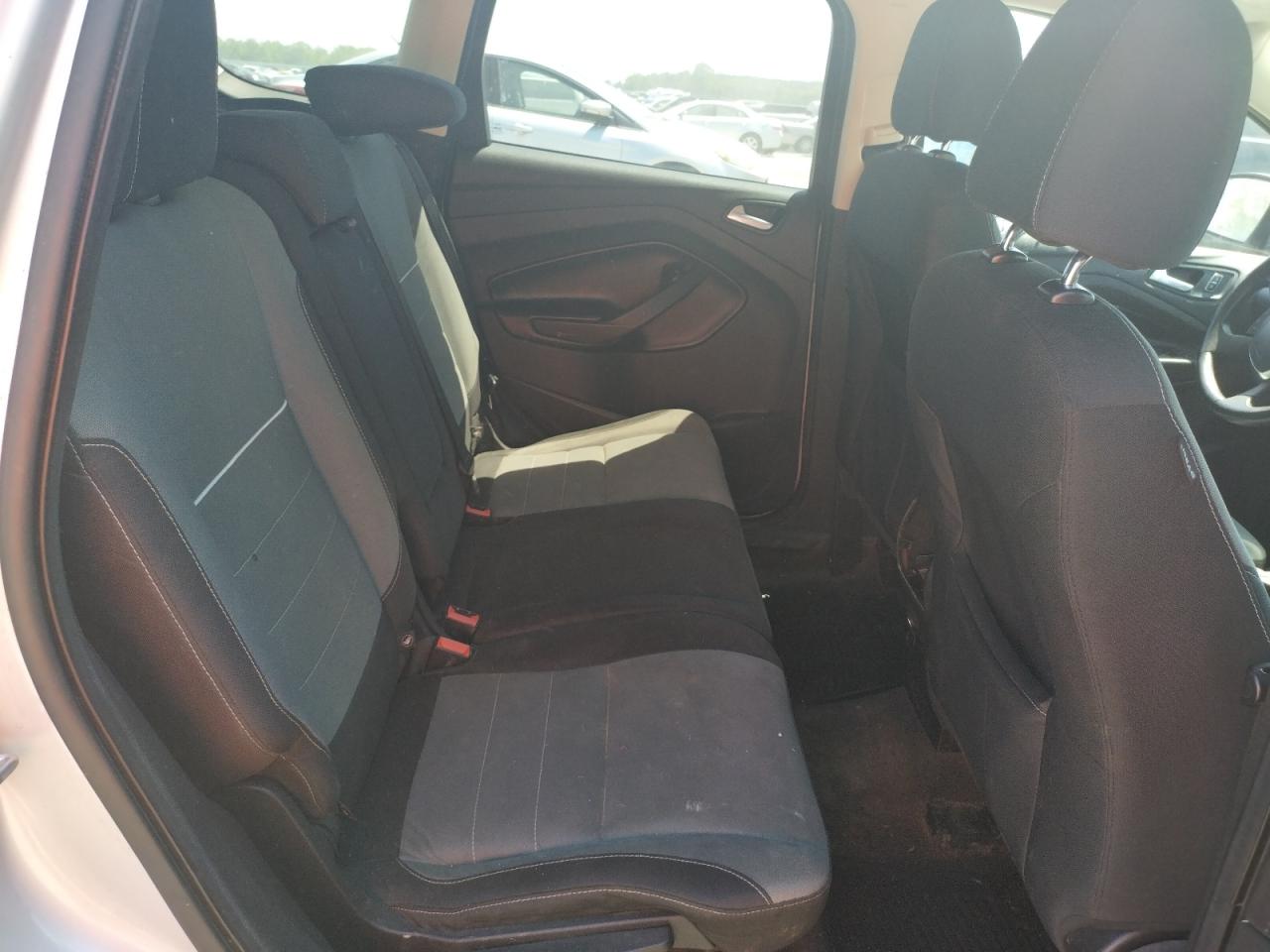 Photo 6 from auction – 2015 FORD ESCAPE SE with VIN 1FMCU9GX4FUA55377