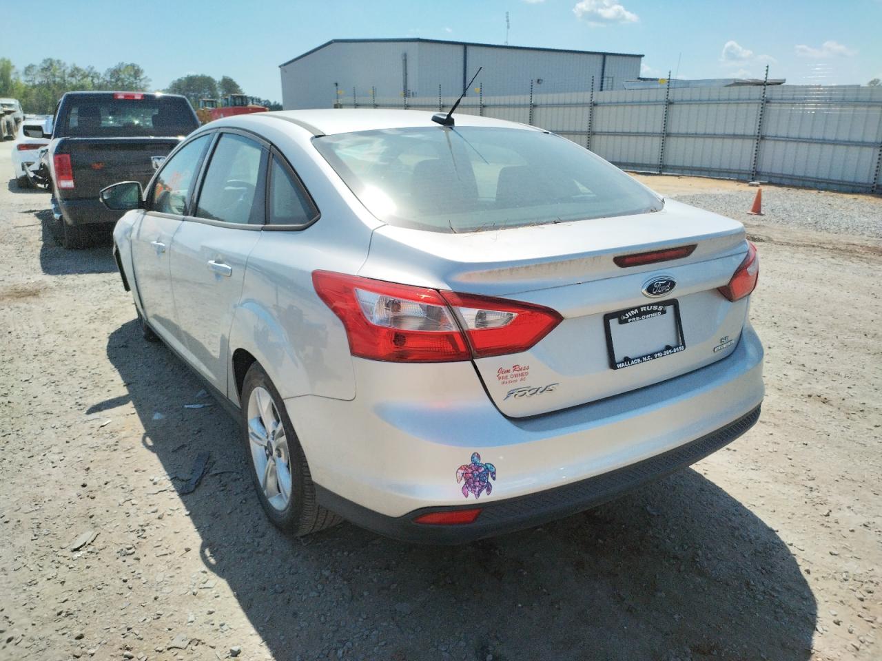 Photo 3 from auction – 2014 FORD FOCUS SE with VIN 1FADP3F23EL393527