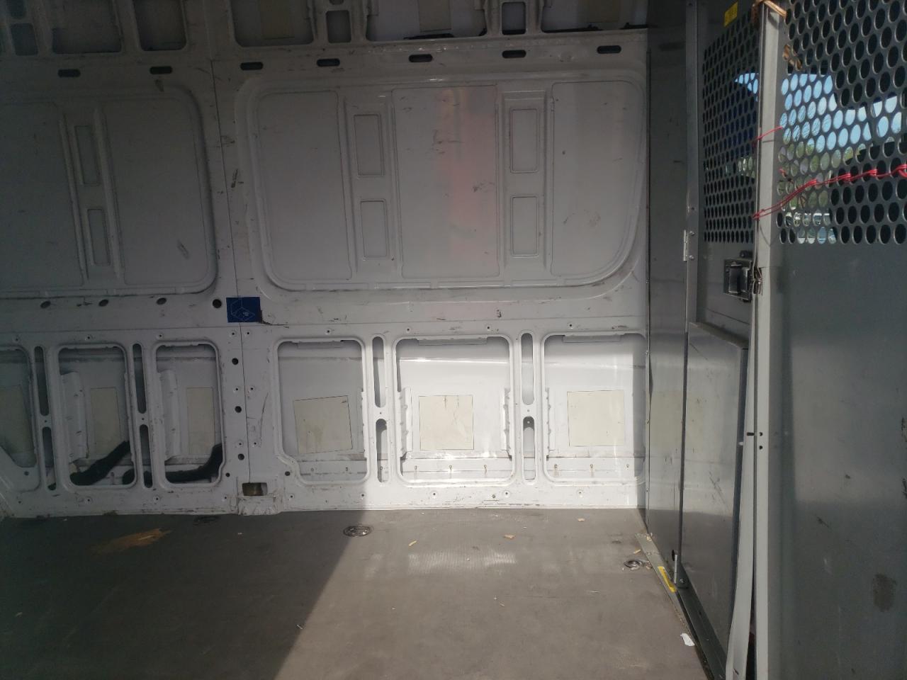 Photo 6 from auction – 2011 FREIGHTLINER SPRINTER 2 with VIN WDYPE8CC7B5514331