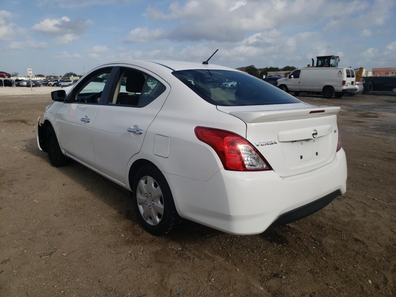 Photo 3 from auction – 2019 NISSAN VERSA S with VIN 3N1CN7AP8KL851670