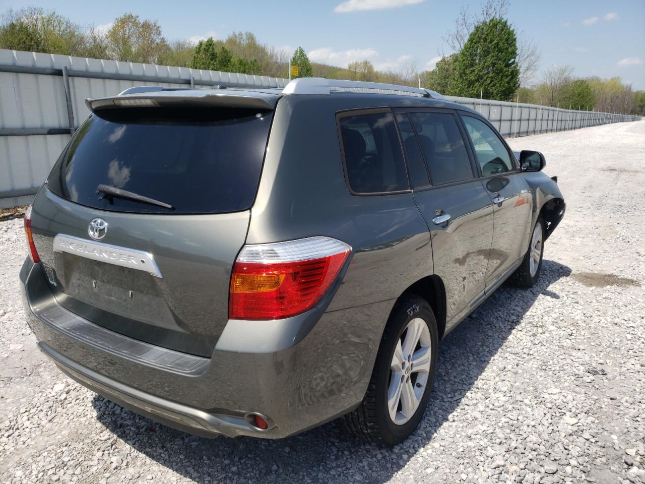 Photo 4 from auction – 2010 TOYOTA HIGHLANDER with VIN JTEYK3EH5A2096982